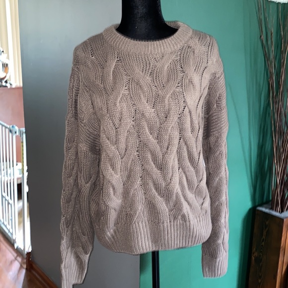 Vero Moda Sweater - Picture 2 of 11